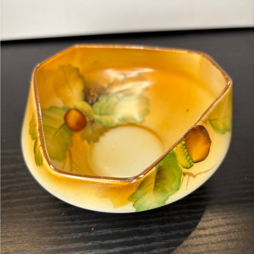 Vintage Nippon Hand Painted “Acorn” Porcelain Rare Unique Shape Dish Green Mark